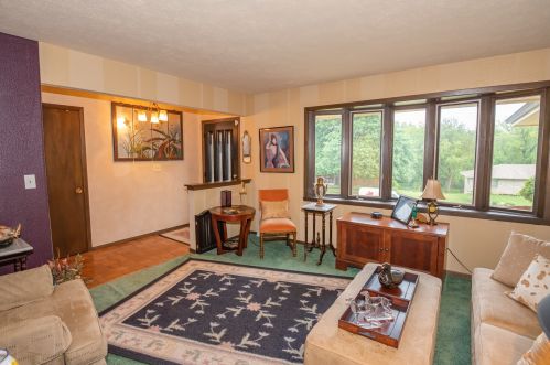 1821 Valencia Dr, Rockford, IL 61108-6815