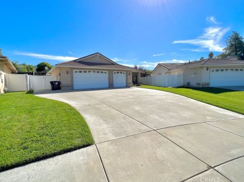 11743 Adams St, Yucaipa, CA 92399-3119