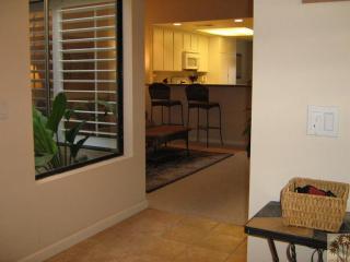72346 Sommerset Dr, Palm Desert, CA 92260-6244