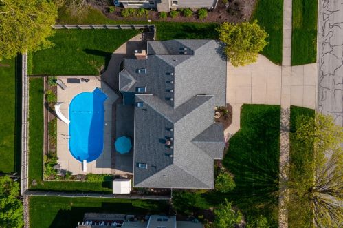 1533 Vest Dr, Naperville, IL 60563-9381