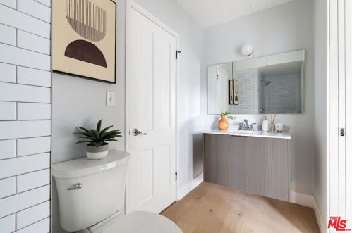 728 26th St, Santa Monica CA  90402-3150 exterior
