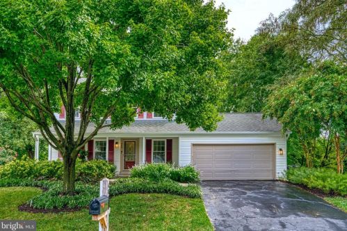 408 Clagett St, Leesburg, VA 20175-4356
