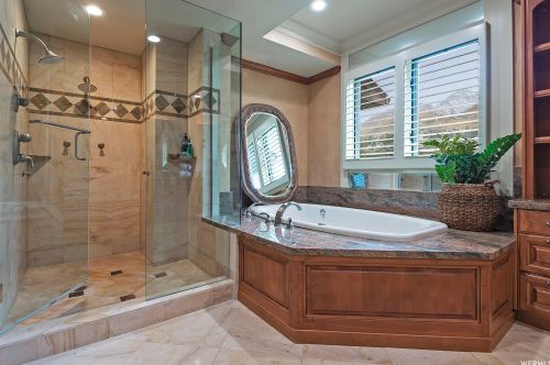 10188 Dimple Dell Ln, Sandy UT 84092-4505 exterior