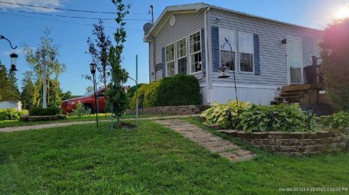 25 Cleveland Rd, Saint Agatha, ME 04772-6100