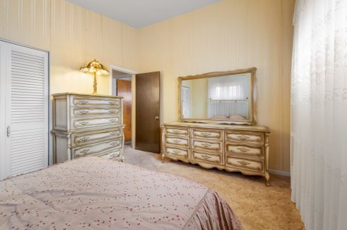 8457 North Ter, Niles IL  60714-2369 exterior