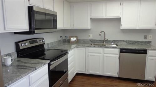 13800 Marina Dr, Denver CO  80014-5500 exterior