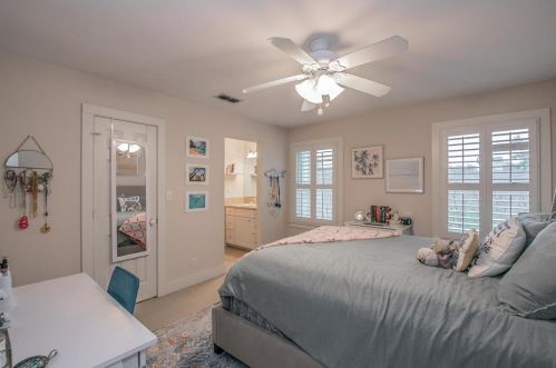 1704 Virginia Pl, Fort Worth TX  76107-2434 exterior