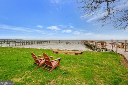 4726 Idlewilde Rd, Shady Side MD  20764-9766 exterior