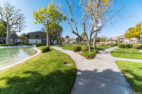 2839 Fairview St, Santa Ana CA  92704-5922 exterior