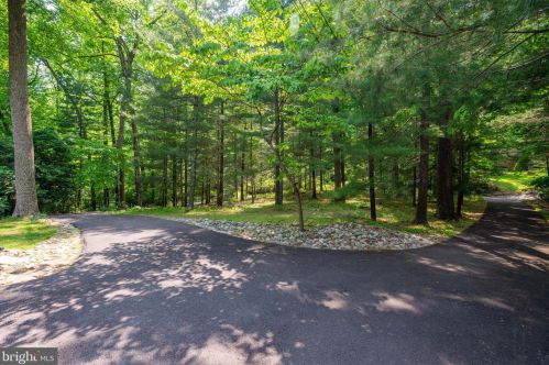 12201 Remington Dr, Silver Spring MD 20902-1533 exterior