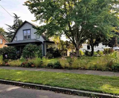 706 Oak St, Lebanon, OR 97355-4445
