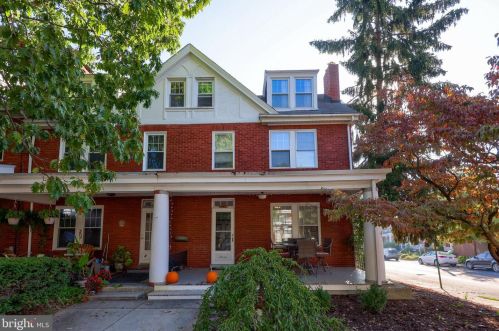 241 Ruby St, Lancaster PA  17603-5167 exterior