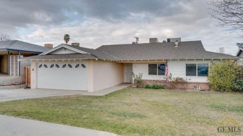 202 Warren St, Taft, CA 93268-2514