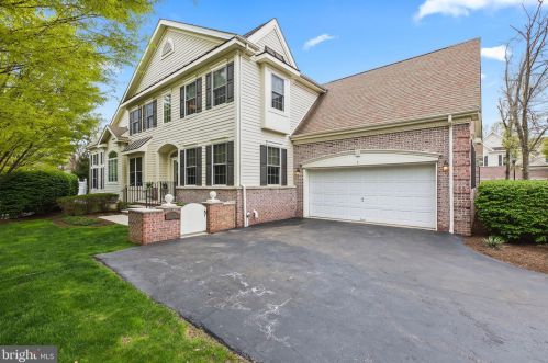 1 Ventana Ct, Trenton, NJ 08648-2580