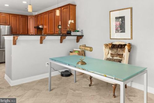 30 St, Trenton NJ 08691-4145 exterior