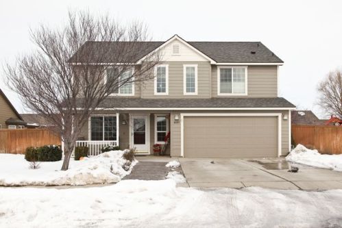 9807 Nottingham Dr, Pasco, WA 99301-6757