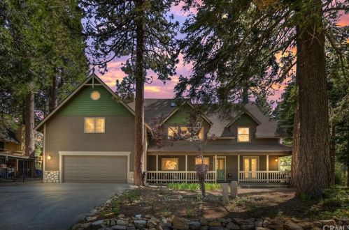 26330 Augusta Dr, Lake Arrowhead, CA 92352-9715