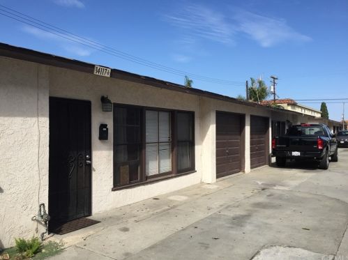 14115 Doty Ave, Hawthorne CA 90250-8009 exterior