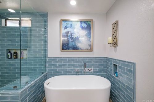 818 Calle Del Sol, Upland CA 91784-1875 exterior