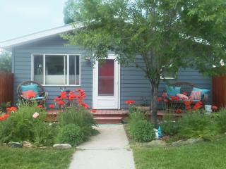 714 Denver Ave, Gunnison, CO 81230-3322