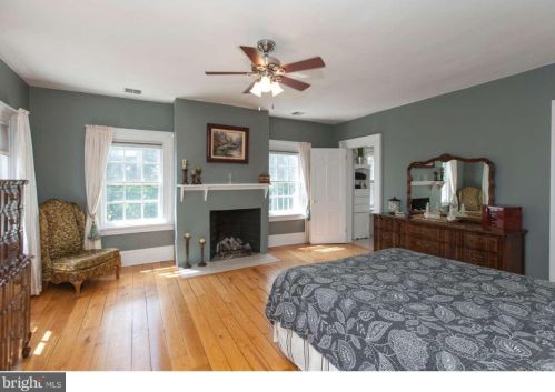 136 Mapleton Rd, Princeton NJ  08540-9600 exterior