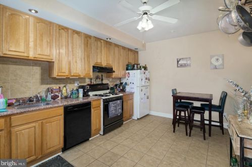 2001 13 St, Philadelphia PA  19148-5503 exterior