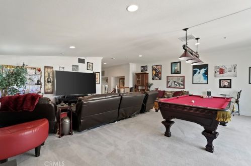 11364 Pondhurst Way, Riverside CA  92505-3471 exterior
