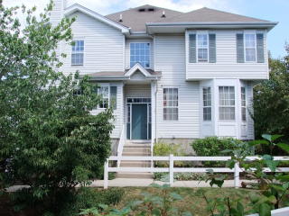 17 Haddenford Dr, Flemington, NJ 08822-3527