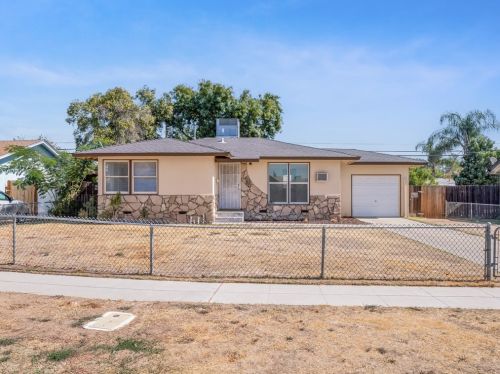 4144 Crystal Ave, Fresno, CA 93705-1855