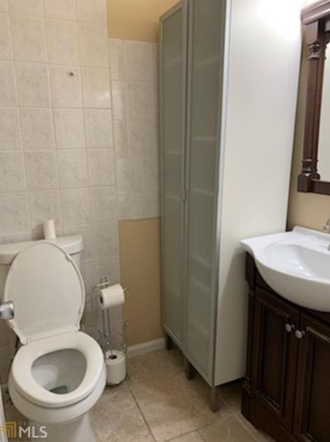 3425 Bayshore Dr, Atlanta GA 30340-4240 exterior