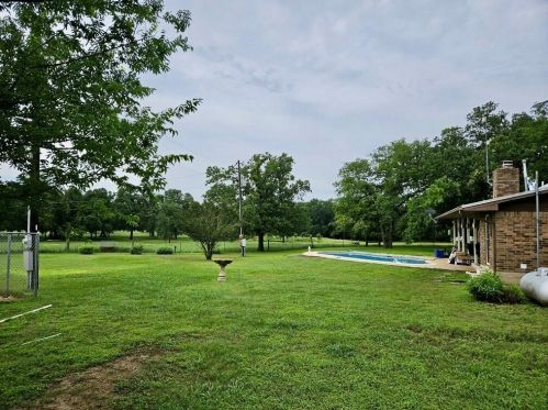 183 Blisard Rd, Webberville TX 78621-5018 exterior