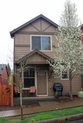 38528 Galway St, Sandy, OR 97055-6815