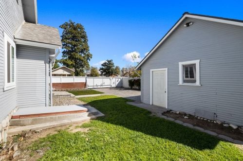 3508 Locust St, Riverside CA  92501-2637 exterior