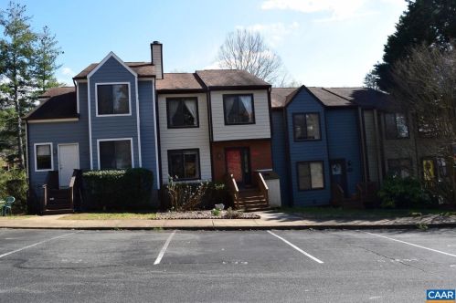 933 Stonehenge Rd, Charlottesville, VA 22901-3765