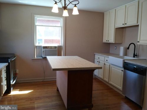 220 Terrace Ave, Ephrata PA  17522-2064 exterior