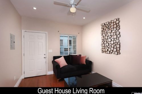 1616 Wabasso Way, Glendale CA  91208-2441 exterior