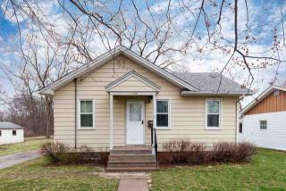 1124 48th St, Moline IL  61265-2680 exterior
