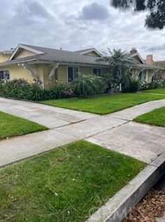 2701 Aurora St, Santa Ana, CA 92704-7060