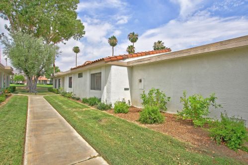 25 Torremolinos Dr, Rancho Mirage, CA 92270-4838