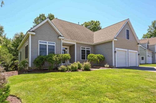 148 Long Bay Dr, Laconia, NH 03246-4044