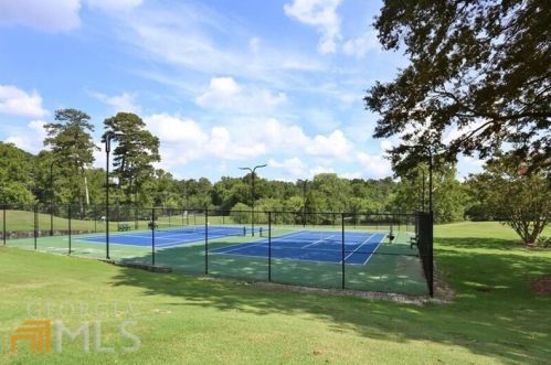 56 Cantey Pl, Atlanta GA  30327-4082 exterior