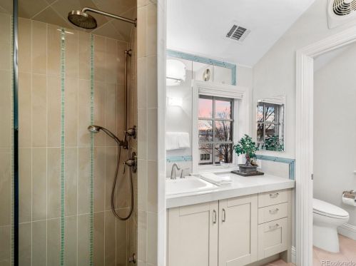 401 Adams St, Denver CO  80206-4410 exterior