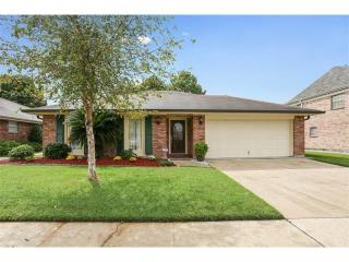 13 Brittany Dr, Kenner LA  70065-2073 exterior