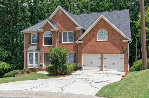 2332 Standing Peachtree Ct, Kennesaw, GA 30152-5845