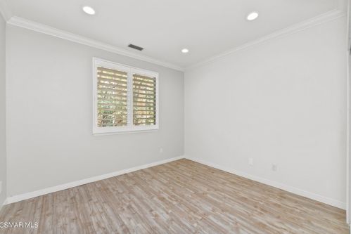 531 Granite Hl St, Simi Valley CA 93065-0608 exterior