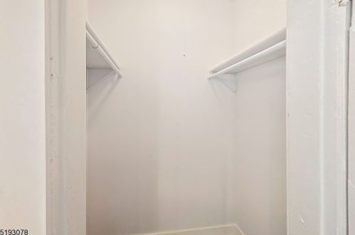 76 Passaic Ave, Paterson NJ  07506-1406 exterior