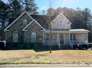 105 Forest Park Dr, Greenwood, SC 29649-8537