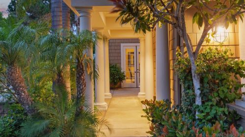 694 Rihely Pl, Encinitas, CA 92024-2395