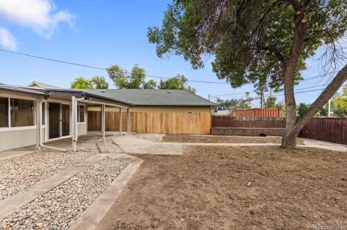 4585 Lincoln St, Englewood CO  80113-5732 exterior