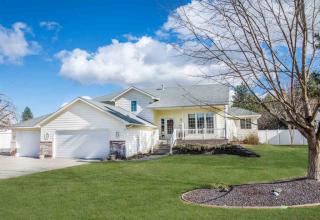 15618 Chronicle Ct, Green Bluff, WA 99021-9020